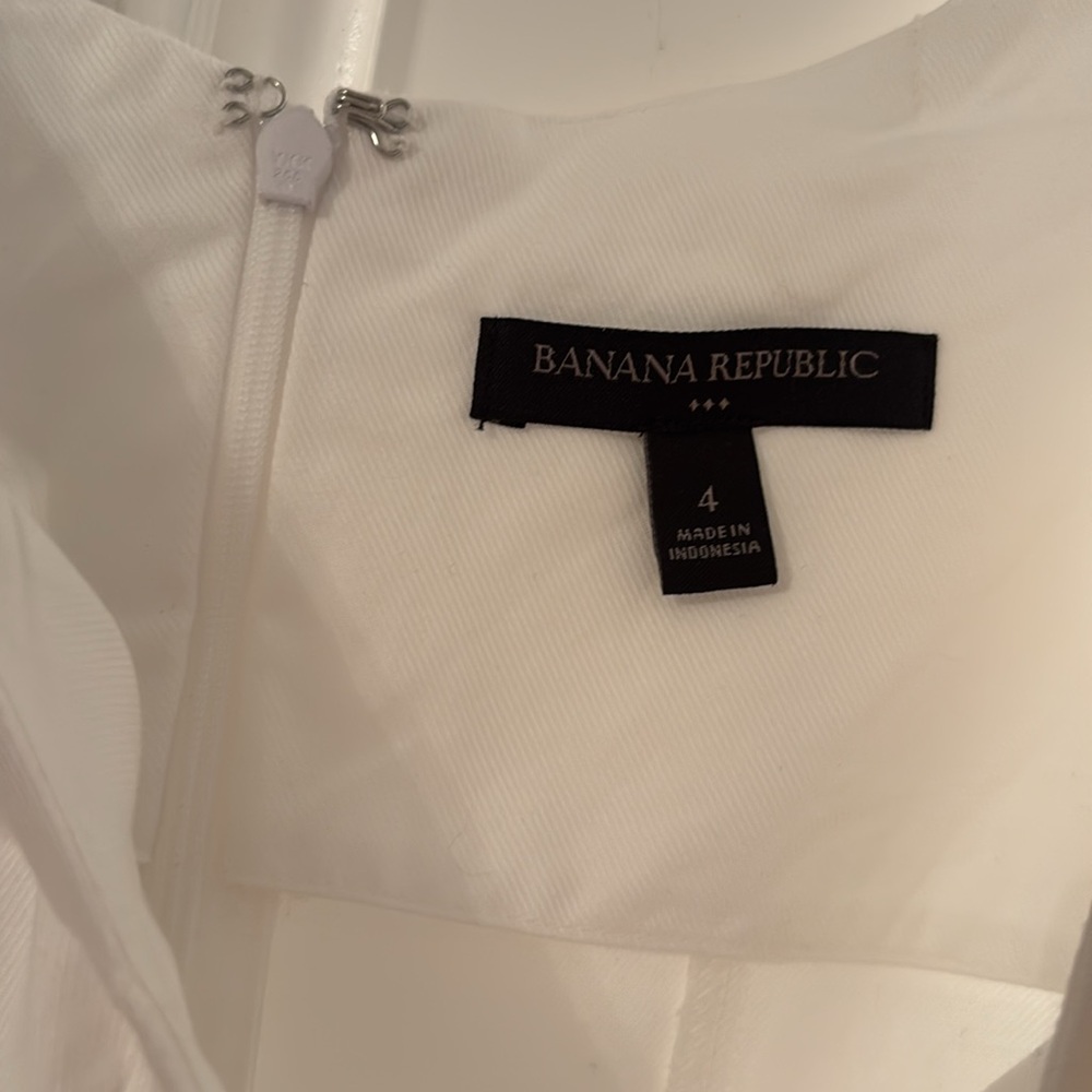 Banana Republic White Fit and Flare Dress - Picture 5 of 9
